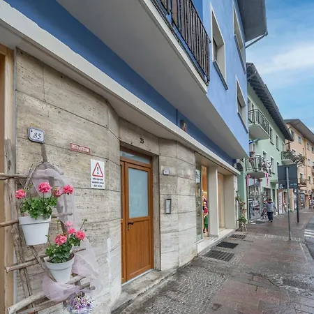 Penthouse Vista Monte Priesnig شقة تارفيسيو